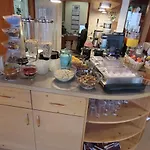 מלון Schreyers Restaurant Mutzel שלוכזי