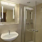 מלון Schreyers Restaurant Mutzel
